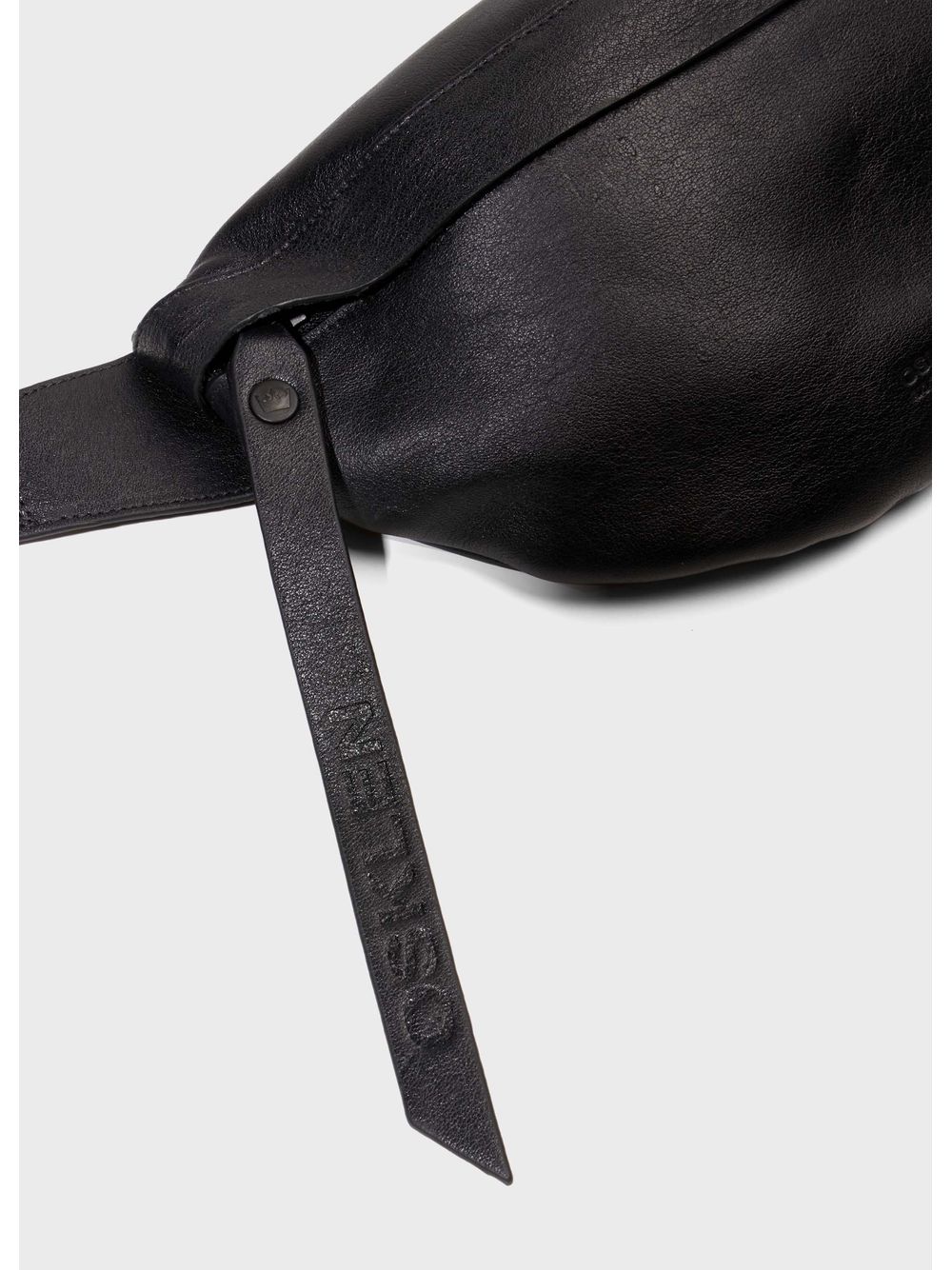 Osklen — Leather e-basics pouch